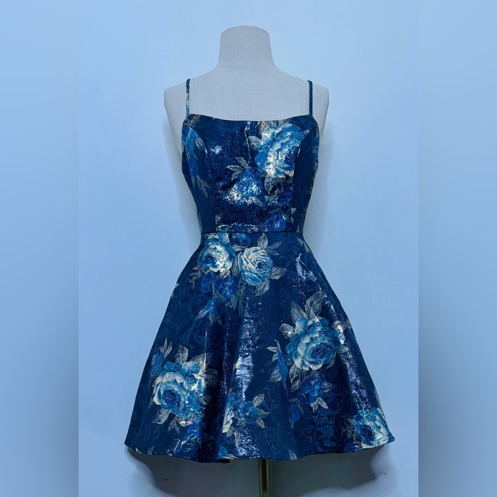 Floral Blue Sleeveless Dress